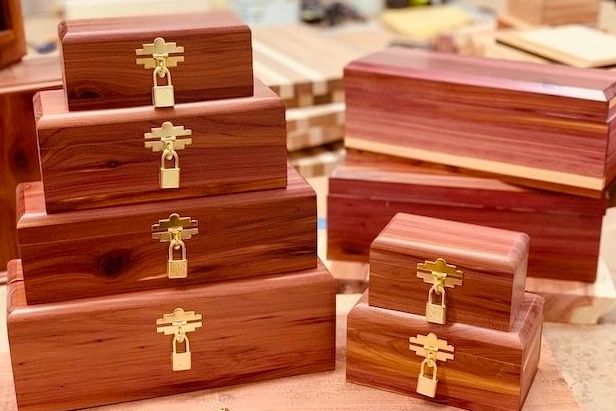 Cedar box 2025 for pet ashes